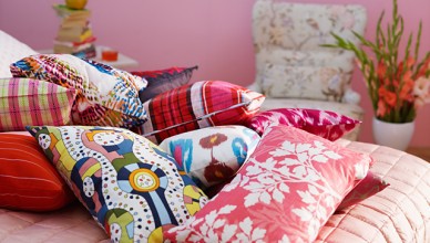 Evde Dekoratif Yastıklar Yaparak Para Kazanın